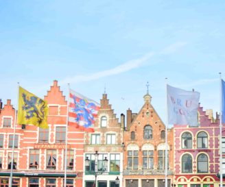 Bruges, casette, canali e biciclette